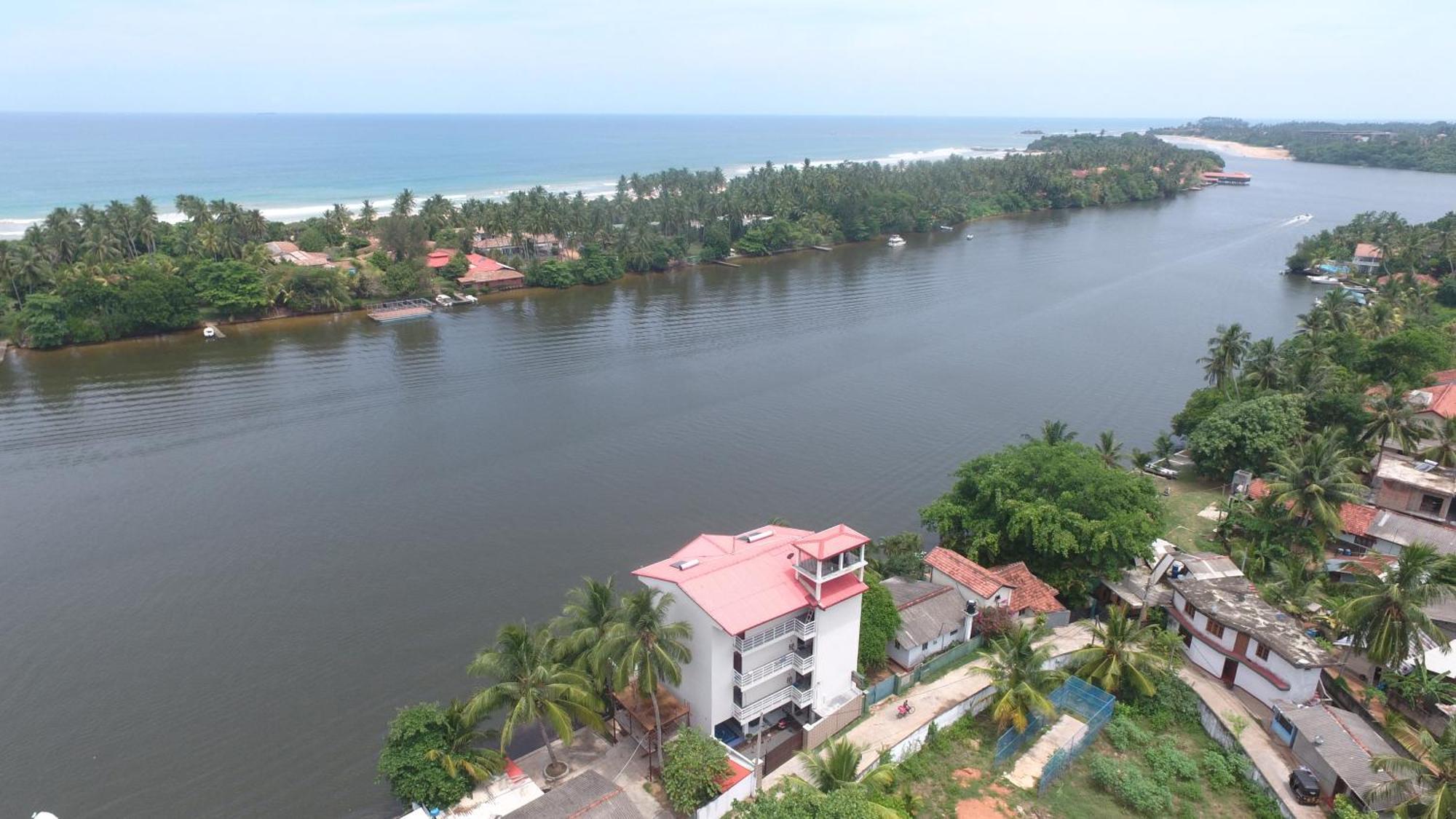 Amber House Lanka Hotel Bentota Exterior foto